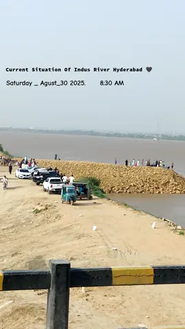 Current Situation Of Indus River Hyderabad 🖤 #FMOTcSQUAD⚔️⚔️ #گهوٽڪي #TheMOST_DangrousCityoF_SINDHGTK #GTKmyCity🖤👌 #viraltiktok 