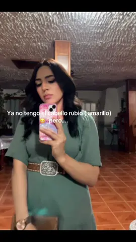 (Amarillo huevo) 🥺🥲