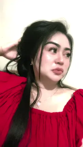 D posting nya d wa ajh lah😂🤭 klo d medsos mah tar  rame nu jantungen mah semakin panas semakin berisik mah  wooyy 🤭 
