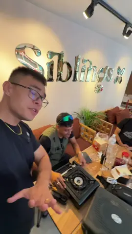 Mecanic pani ayaundai cha hai !!! @Deepak Gauli  @Dr Punam Thapa #nepal #tiktokvlog #dharan #fypシ゚ #drsashank 