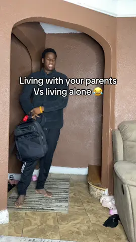 Living alone vs living with your parents 😂#tiktokscenestealercontest #funnycomedyvideos😂😂😂 #comedyviralvideo #viralpageforyou #fyppagetiktok 