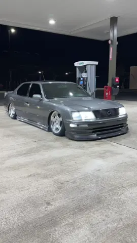 bow bow bow✌️😷 #3wheelmotion #ucf #lexus #vip #bagged 