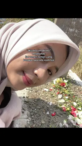 terkadang orang yang ketawanya paling kenceng saat di luar rumah,ialah orang yang tidak berekspresi saat di dalam rumah#fypage #panggilakuayah#fyppppppppppppppppppppppp 