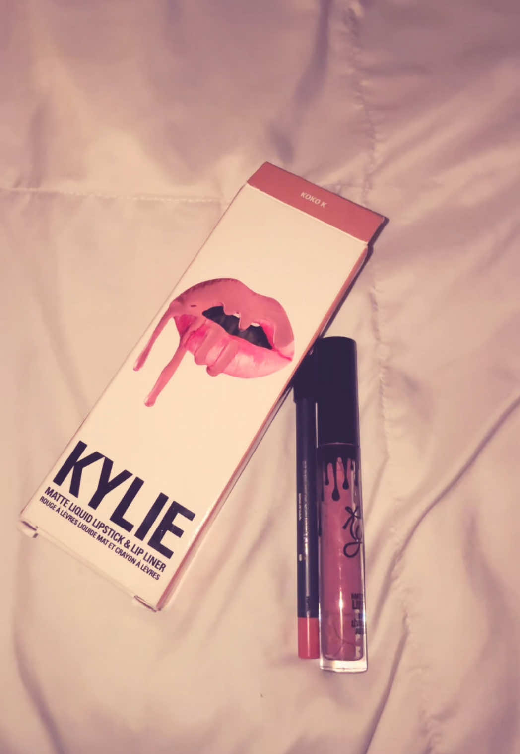 I just found this relic in my drawer omfg 😭😭 I got this back in 2016 in high school when it first dropped 🙃 #fyp #trending #kyliejenner #kyliecosmetics #2016 @Kylie Cosmetics 