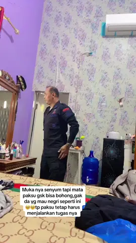 Rela meninggal kan anak dan istri demi negara 🥹,semoga gak terjadi apa2 ya paksu dan rekan2
