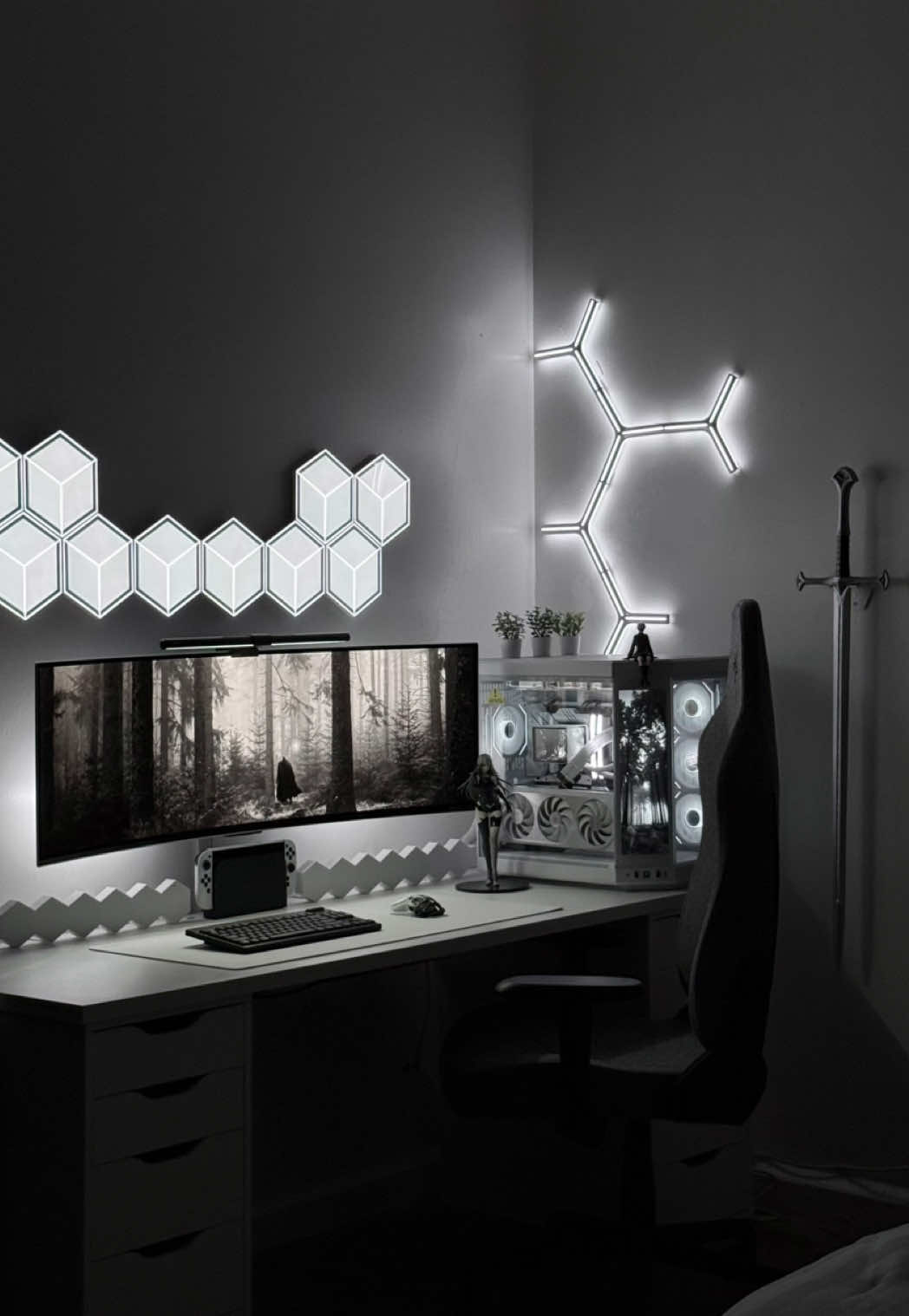 ~ 🤍 #gamingroom #darkcore #techtok #pc 