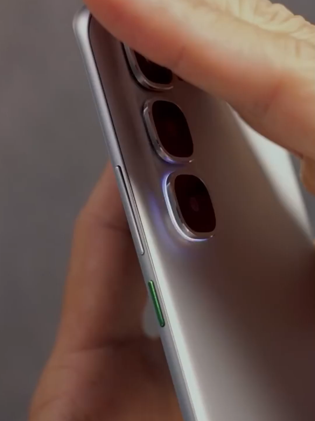 infinix hot 60 pro+ ada lampunya #review #hp #android #gadgetin #fyp #lewatberanda #infinix #infinixhot60proplus #hpgaming #hpgamingmurah #kingfinix  sc : gadgetIn