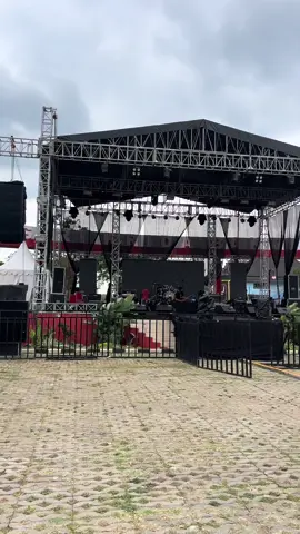 Ramaikan Konser festival Agustus Merdeka di Alun2 Wonogiri temen2,pokok e Jaga ketertiban ok!                                    #info#konser#festivalagustusmerdekawonogiri#wdpantau#wonogiri24jam