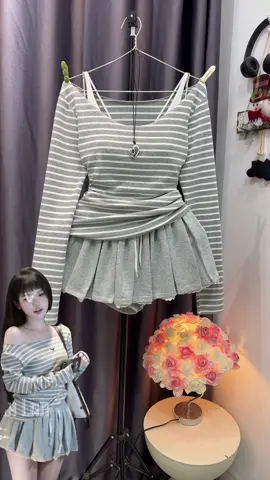 Set bộ hottrend#xuhuong #setbo #thoitrangnu #moingaymotoutfit #quanao 