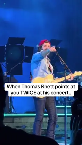 When Thomas Rhett points at you TWICE at his concert..#fyp #concerts #thomasrhett #country #thomasrhettmusic 