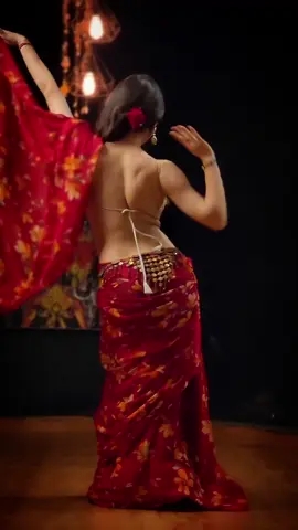 #dance #redsaree❤️ #ypシ゚viral #backless 