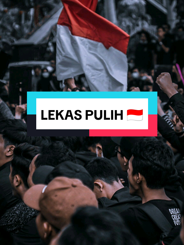 Saya selaku admin FAKTA UNIK dan bagian dari rakyat Indonesia mendukung penuh atas aksi yang di lakukan oleh masyarakat dan saya merasa bangga sekaligus terharu melihat keberanian mahasiswa, buruh, dan masyarakat yang turun ke jalan di depan Gedung DPR RI. Mereka hadir bukan untuk hura-hura, tetapi untuk menyuarakan kekecewaan terhadap kebijakan yang tidak berpihak pada rakyat. Saat anggota DPR menerima gaji dan tunjangan fantastis, jutaan rakyat justru berjuang keras demi memenuhi kebutuhan sehari-hari. Suara rakyat seharusnya menjadi prioritas, bukan diabaikan. Aksi demo ini adalah bukti bahwa rakyat Indonesia masih peduli, masih berani melawan ketidakadilan, dan tidak mau lagi ditindas. Semoga DPR segera sadar, membuka mata, dan mencari solusi terbaik agar sejarah kelam bangsa ini tidak terulang kembali. Hidup mahasiswa! Hidup rakyat Indonesia! ✊🇮🇩   #creatorsearchinsights #demo  #DPR  #fouryoupage #indonesia🇮🇩 