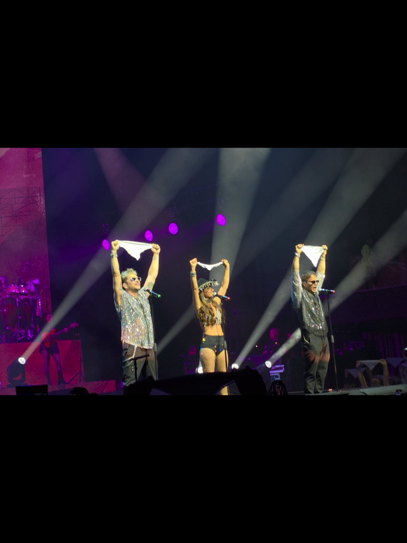 Erreway- Memoria❤️‍🩹🇦🇷 @ErreWayTour #memoriaerreway #juntosotravez #errewaytour2025 #movistararena #concierto 