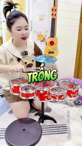 Trung thu mua trống đánh vui nhà vui cửa ba mẹ ơi #vickidshop #mebimhiendai #mebimsuachamcon #trungthu2022 