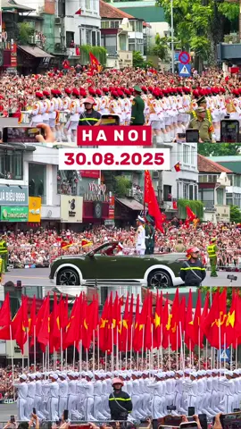 Ôi cái cảm giác tự hào gì đâu á. Thật sự nổi da gà luôn. 🇻🇳🇻🇳🇻🇳🇻🇳🇻🇳 #quockhanh #checkinvietnam #hanoi #dieubinh 