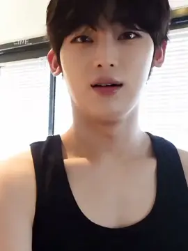 park sunghoon bener2 lu ye😭 sunoo looks so done enhypen walk the line amsterdam #sunghoon #sunoo #sunsun #enhypen 