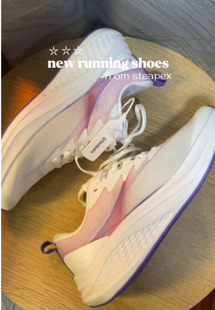 A new running shoes from @Steapex.ph! #steapex #runningshoes #rubbershoes #sneakers #shoes 