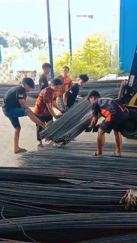 tunas baja Soreang,proses muat besi beton,boskuh...stok melimpah#mantap #fyp #tunas baja#video #gas keun