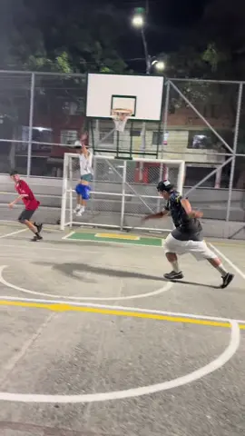 Sin contexto esta obra de arte audiovisual 🥵😂😂 #humor #futbol⚽️ @Luis_street_08 @alejo_futsal9 @LuchoFreestyle__08 @🖱️ @stiven hernandez @Cris🔱 @Kevin garcia @thomas_vh #LIVEIncentiveProgram #GenuineInteractionMatters #PaidPartnership 