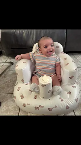 We love this chair 🥰 shop my link below!#fyp #tiktokshop #tiktokmademebuyit #musthaves #MomsofTikTok 