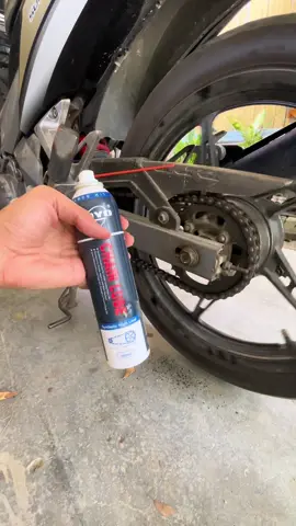 dengan harga tak sampai 15ringgit korang dapat jaga rantai motor dgn lebih baik🔥😍#chainlube #chainspray #sprayrantai #rantaimotor 
