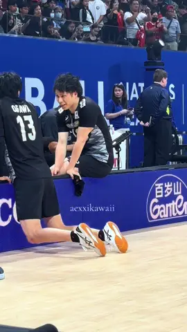my eenie meenie cutie patotie, days to go and i’ll see you again. throwback vnl2024 #volleyball #ryujinnippon #tomohiroyamamoto #volleyballplayer #volleyballworld 