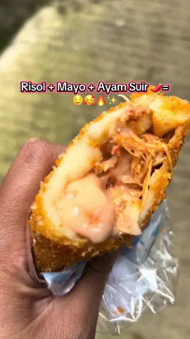 Ada yg udh pernah cobain?#sugarpastry #jajananprasmanan #risolmayoayampedas