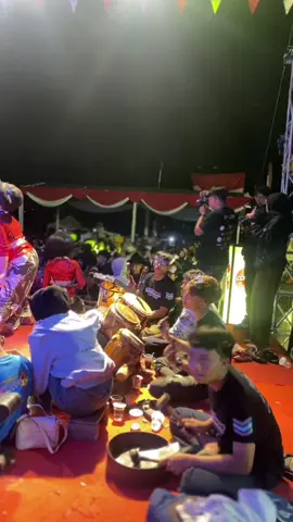 Sakur ngimpi @BAJIDORAN LEGIT JAYA. @amet rifal #bajidor #legitjayagroup #angkringantehita #fypage #foryou 