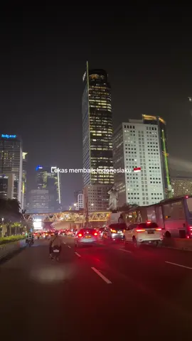 Lekas membaik Indonesiaku, yg ikut demo stay safe kawan 💗  Cuma bisa bantu doa buat kalian, semoga selalu dalam lindungan Allah 🥹🙏🏻  #fyp #jakarta #demo 