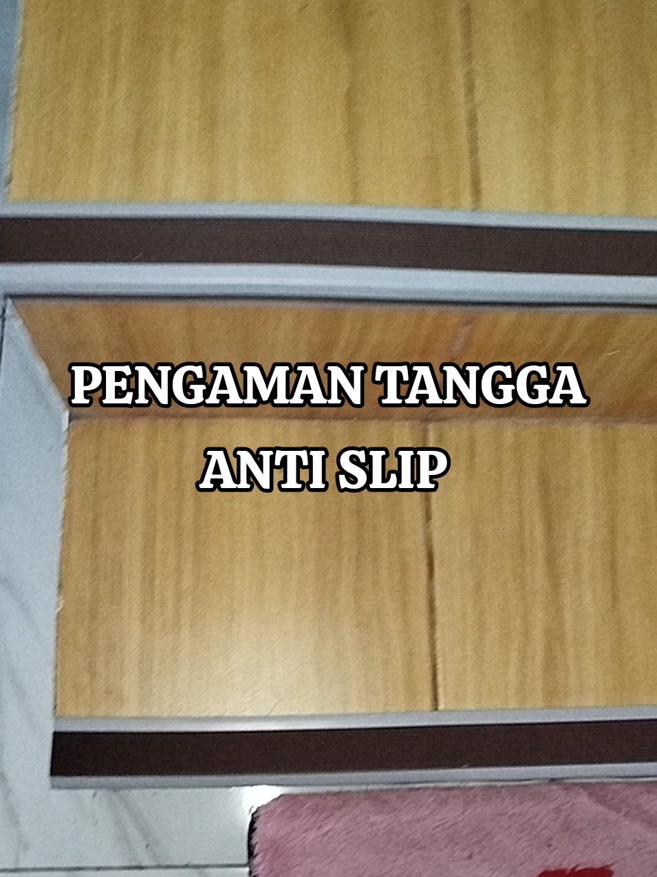 Membalas @sukarni6256  ukuran 1meter tinggal dipotong ya kak🤗 #antislip #antisliptangga #antikepleset #sikutangga #stepnosingtangga 