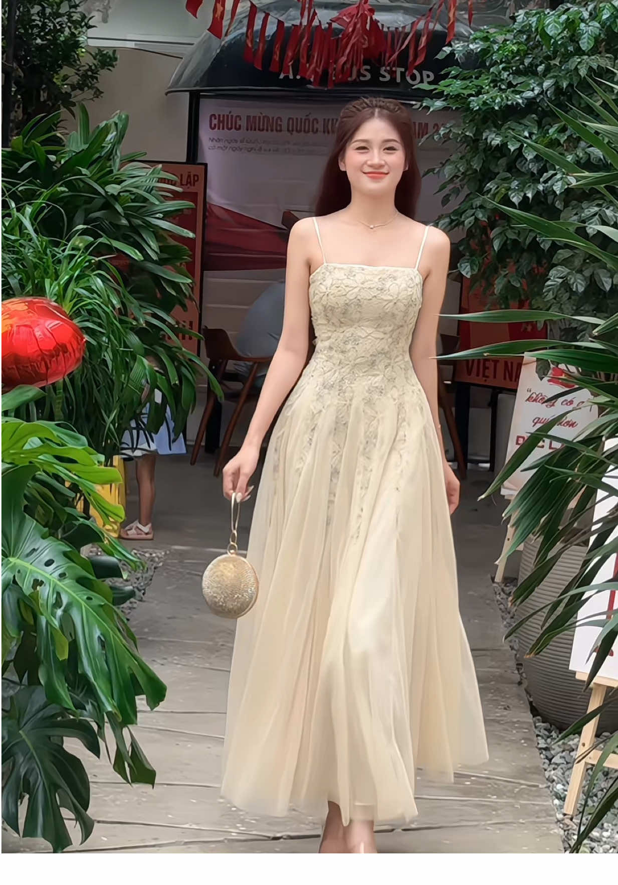 Thiết kế cho mùa thu nhẹ nhàng này #damdutiec #mydress #dammuathu #dammaxi 