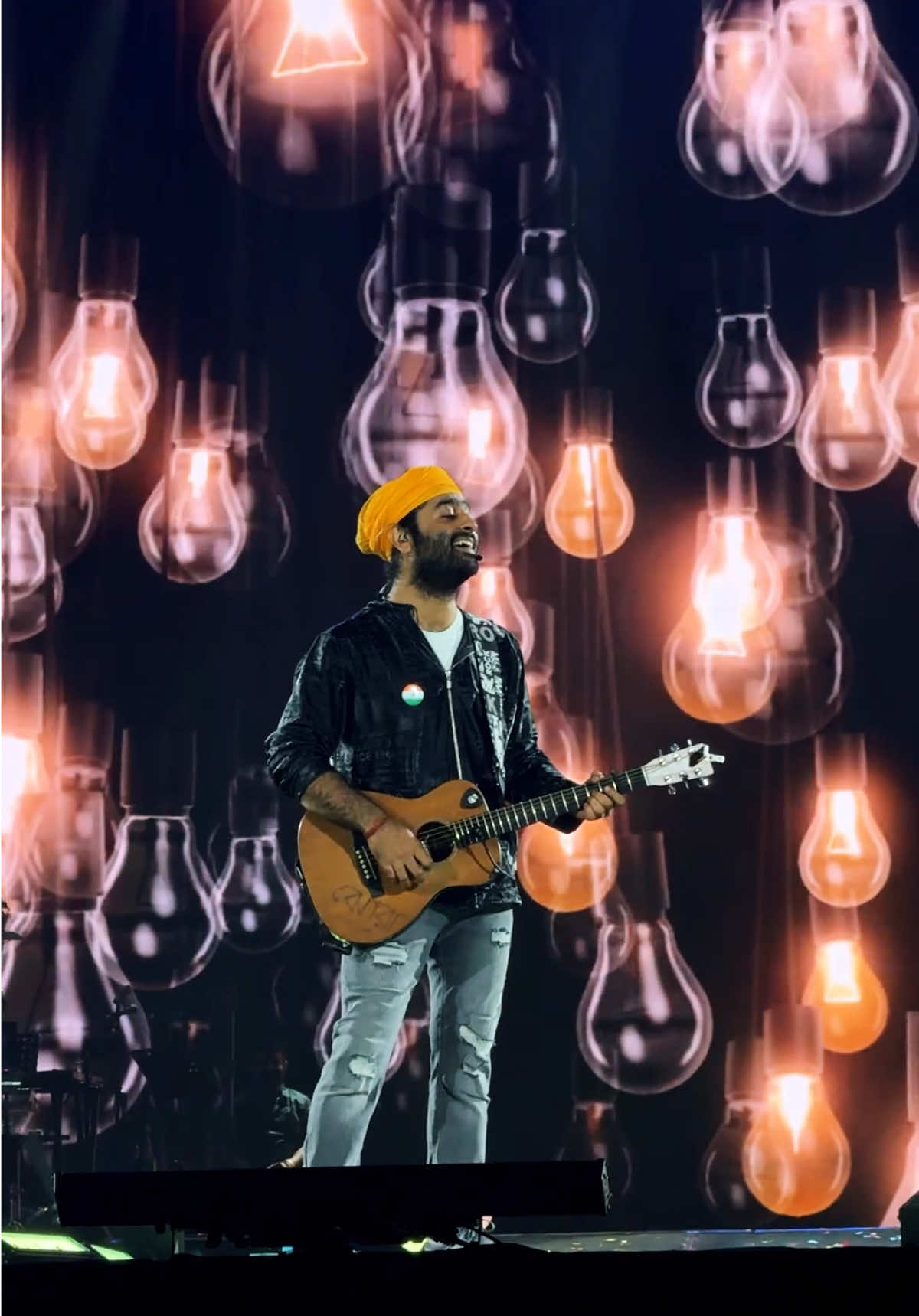 Membalas @Urifatul  Lagu India Fav no 1 fix !!!! #channamereya #arijitsingh #malaysia #axiataarena 