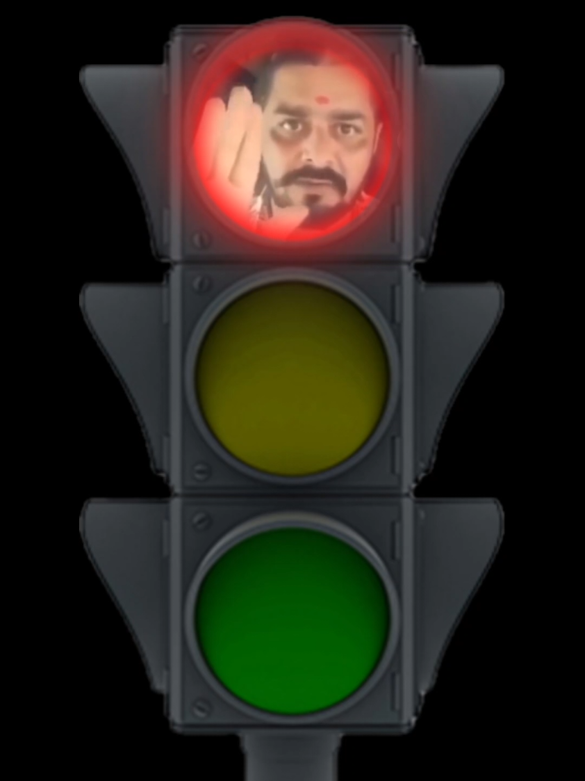 red light - ruko gara sabar karo yellow light - gadi start kar green light - jaa yaha se.. nikal...  #sazziom #sazzedit #sazzteam #humor #funny 