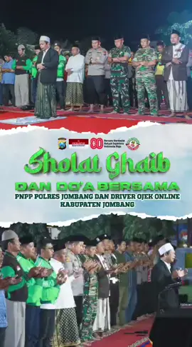 Sholat Ghoib dan Doa Bersama Polres Jombang dan Komunitas Ojol se-Kabupaten Jombang  Salam Presisi Kepada Masyarakat bila menemukan gangguan kamtibmas dapat menghubungi call center 110 (bebas pulsa) atau Lapor Kapolres Jombang di nomor WA 0823-2390-0110 #polresjombangpolisibaik  #tebarkankebaikandimanasajaberada #memberimanfaatbagimasyarakat #mewujudkanpolripresisi  #polrimendukungastacita 