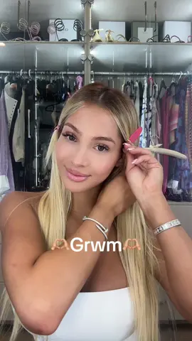 🥰 Products used: @Haus Labs by Lady Gaga concealer  @Diorbeauty concealer  @makeupbymario brow pencil @chanel.beauty lipgloss @Charlotte Tilbury cream blush    ##grwm##fyp##dreacelina##makeup##glam##relatable