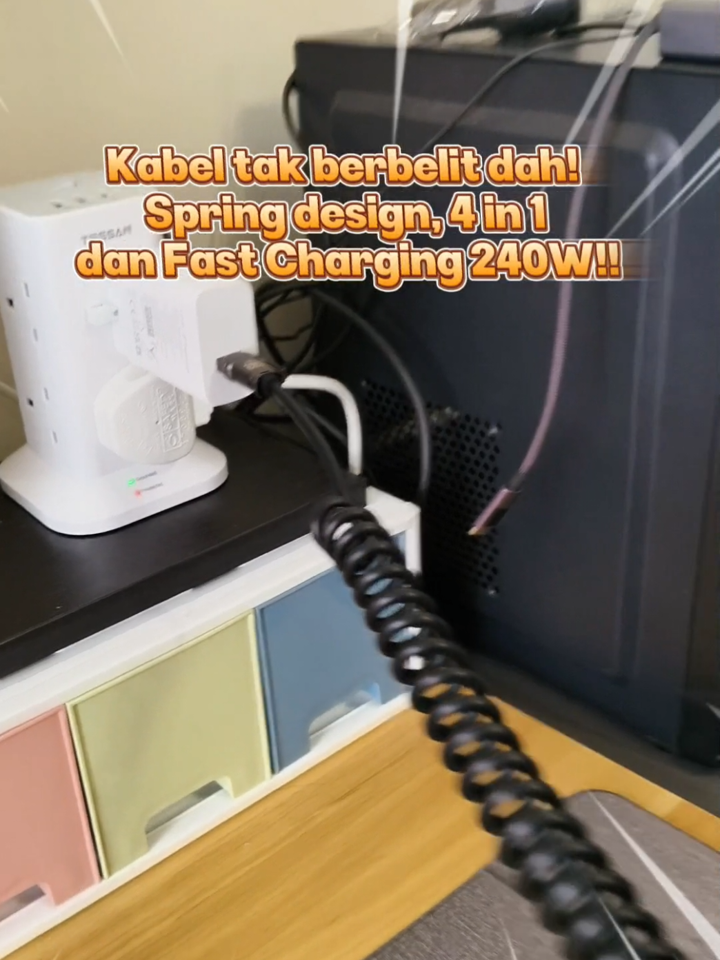 ramai dah start pakai ni, takde dah kabel berbelit2, 4 in 1 siap ada fast charging 240watt! #kabelcharger #kabelspring #kabel4in1 #kabelkereta  #kabeldata 