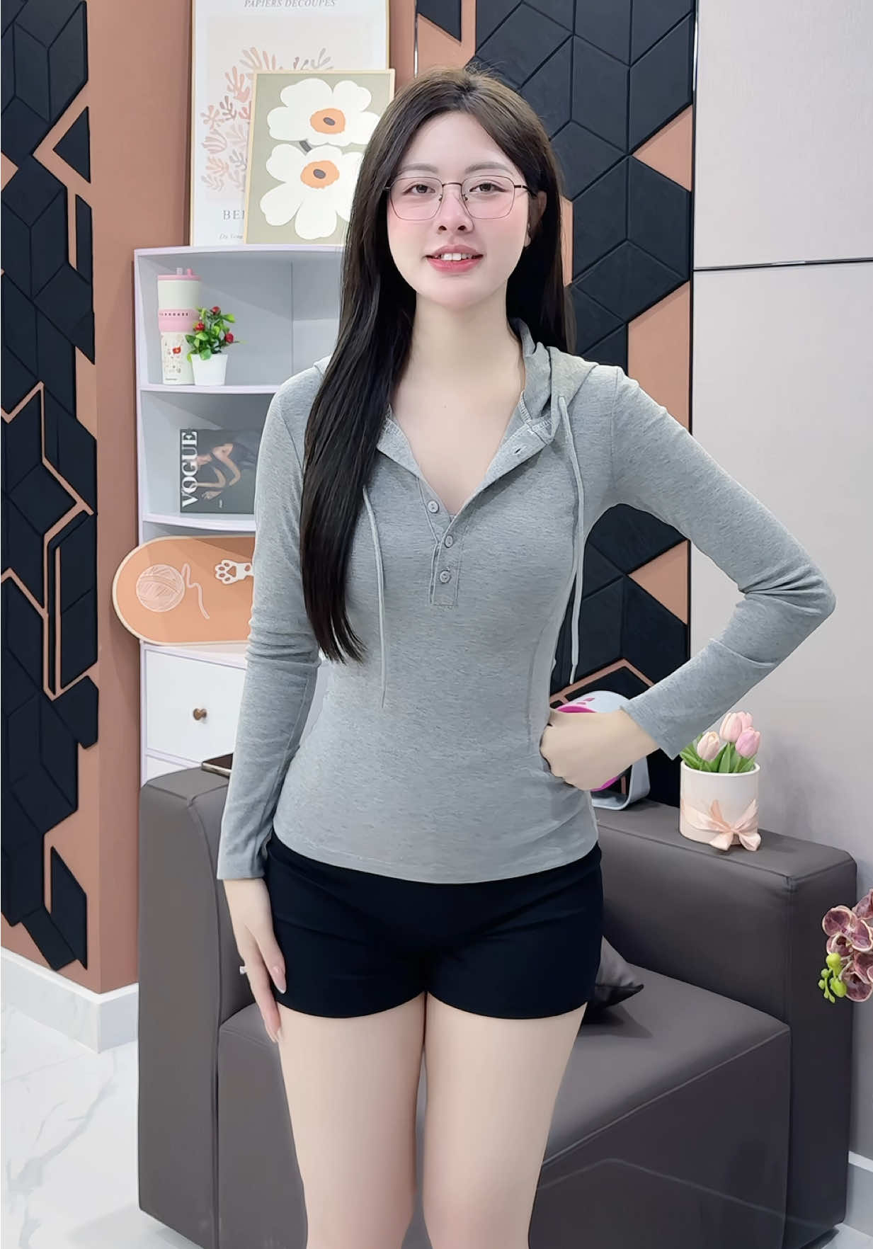Áo thun dài tay ôm body phối mũ 💕 #aothuntaydai #aothunnu #aothundaitay #viral 