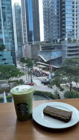 Matcha, city views, and a little slice of bliss. 🌿✨ #bgc #uptownmall #starbucksph 