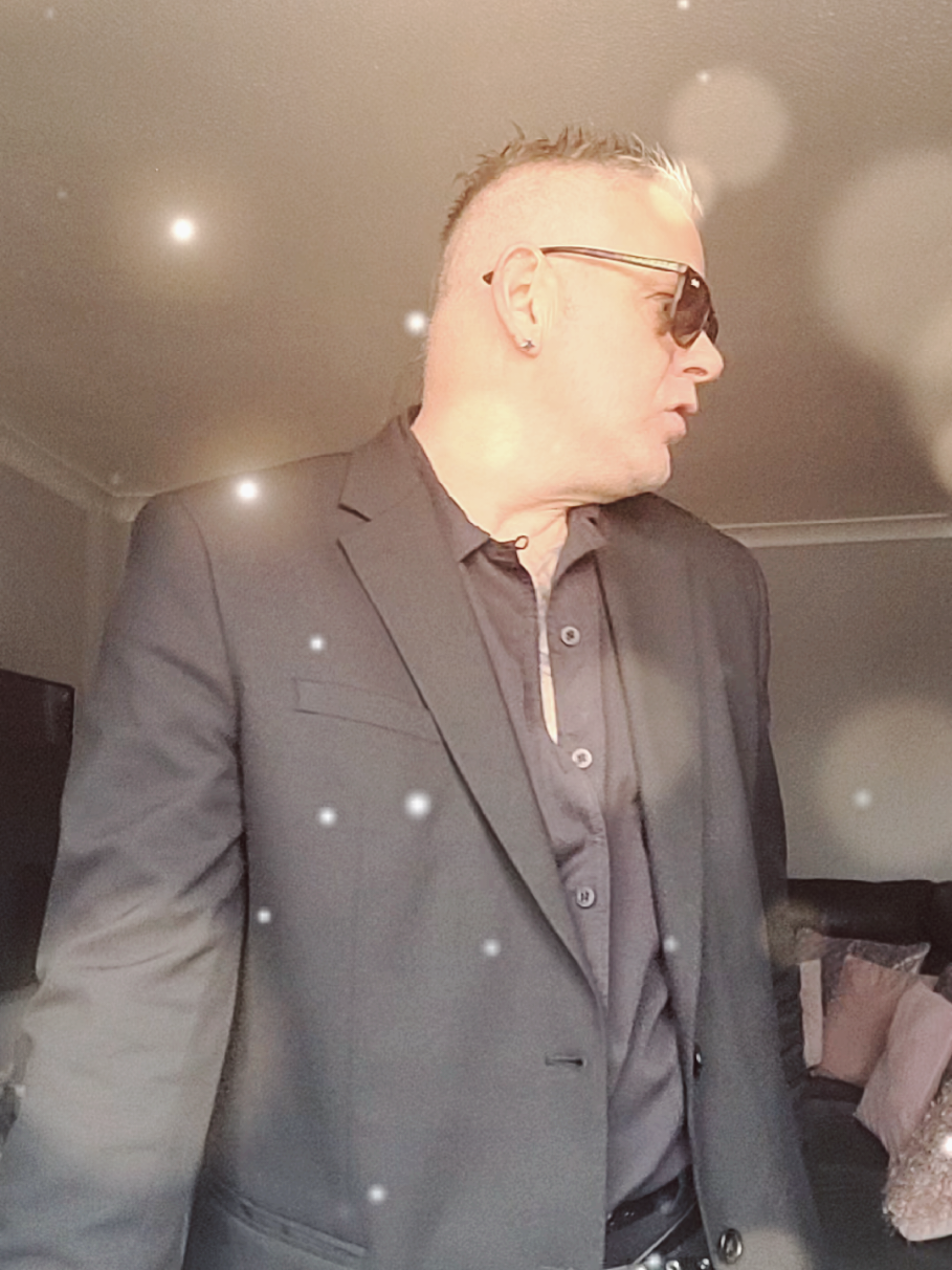 serialthrilla1 duet IT'S SATURDAY! #foryoupage #fyp #foryou #alexanderoneal #cherrelle saturdaylove  symono'connell (youtube)