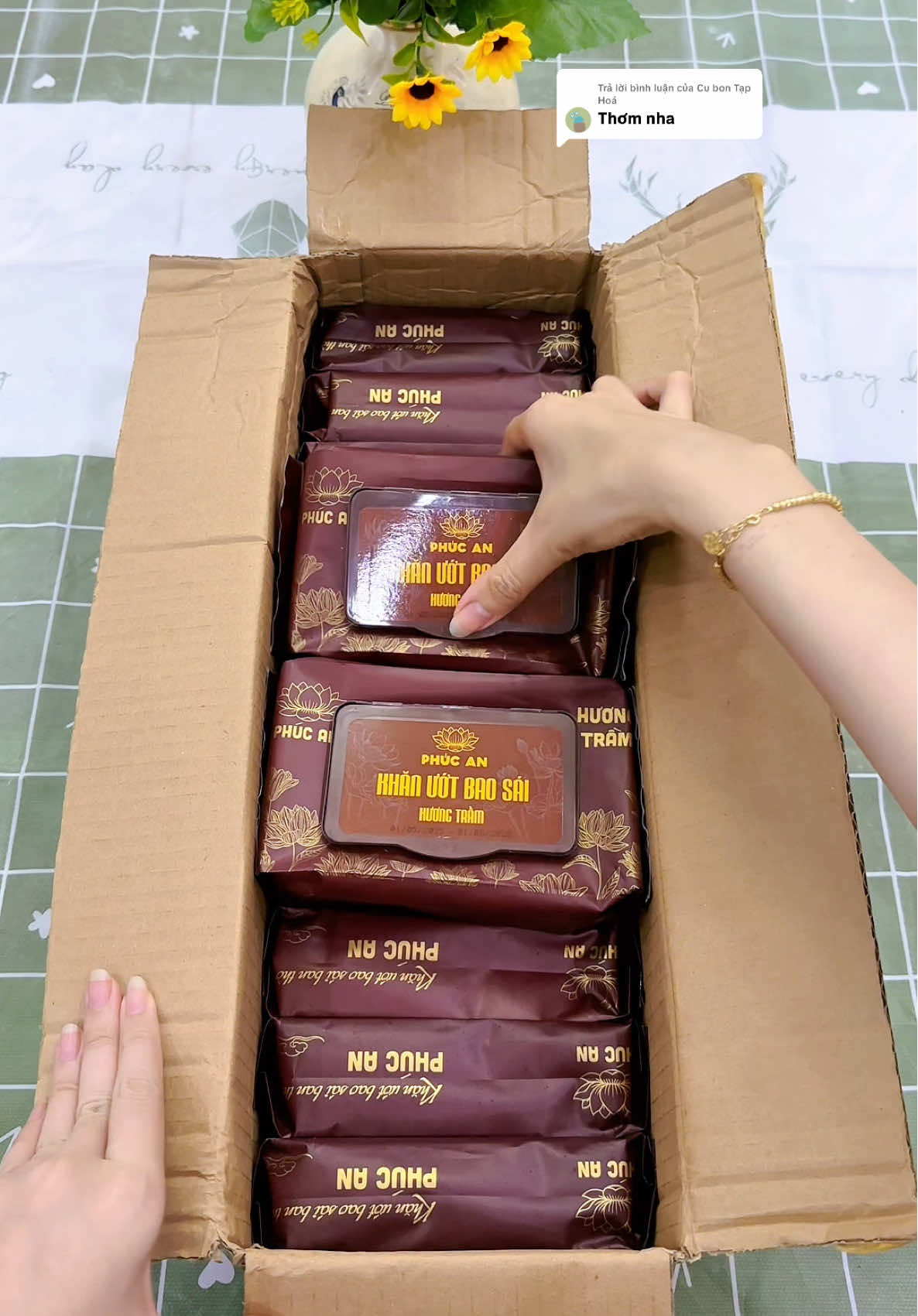 Trả lời @Cu bon Tạp Hoá Khăn ướt có tẩm nước trầm nước quế thơm dịu nhẹ, sử dụng lau ban thờ, lư hương, bát nhang, tượng phật, vật phẩm phong thuỷ trên ban thờ ….. #shopgiadungtramtram #khanuotbaosaibantho #khanuotlaubantho #banthogiatien #banthothantai  @Shop Gia Dụng Trâm Trâm  @Shop Gia Dụng Trâm Trâm  @Shop Gia Dụng Trâm Trâm 