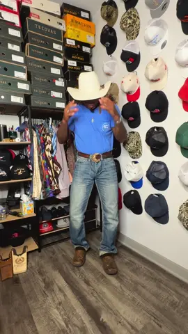 Slight lil fit with the @HeyDude 💎 #HEYDUDExBuckle #ad #westernfashion #fashion