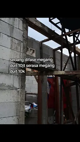 padahal cuman bikin kamar sama ruang tengah doang, itu pun masih kurang 😭