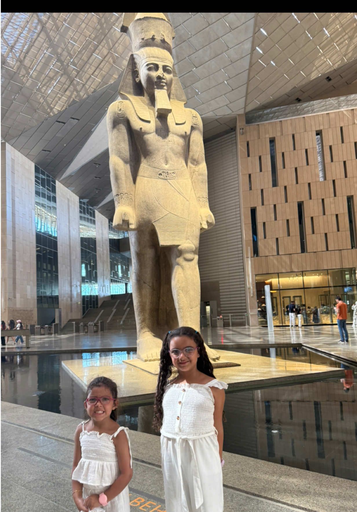 Exploring 5,000 years of history… through little eyes 👀✨ #GrandEgyptianMuseum was truly unforgettable with the kids! 🏺🇪🇬  #GrandEgyptianMuseum #EgyptWithKids #FamilyTravel #CairoAdventures