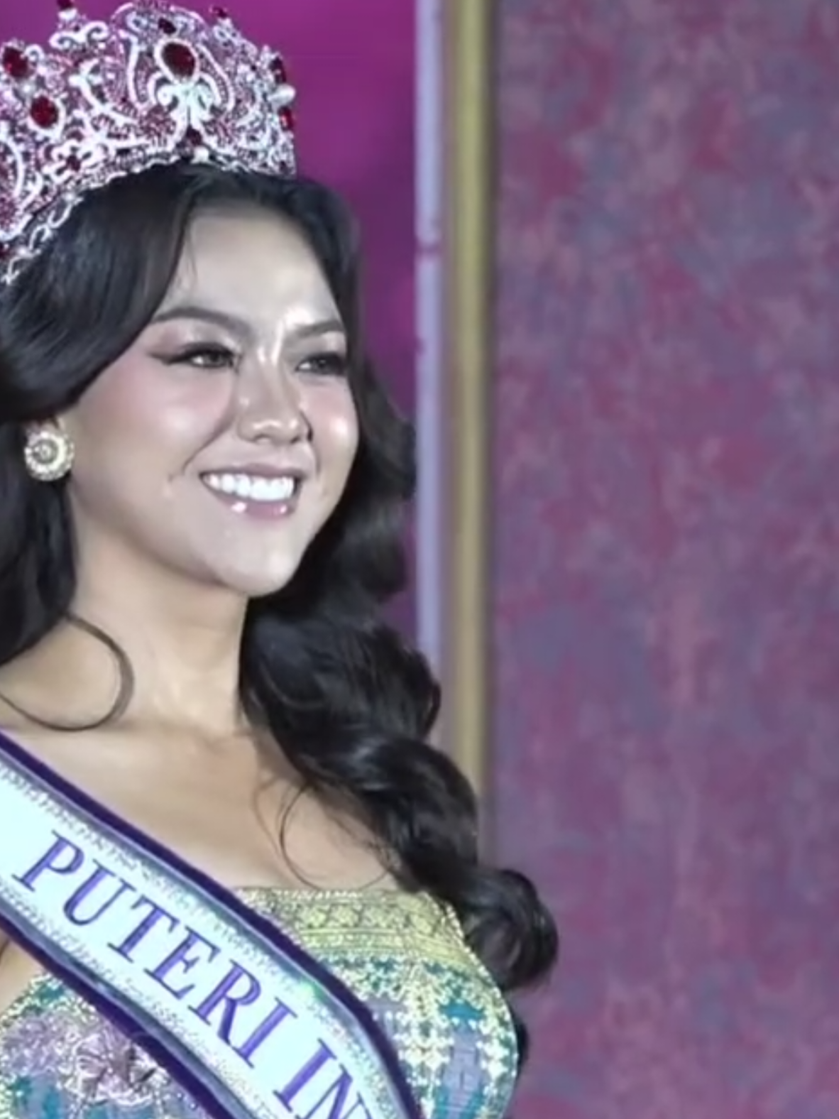 @firstayap Puteri Indonesia 2025 as judge for Duta Anak Sumsel 2025 ❤ #puteriindonesia #fypシ゚ #pageant #yayasanputeriindonesia #firstayufiamartaputri 