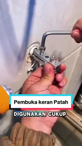 Solusi praktis buka kran patah tanpa ribet! 💯 #AlatRumahTangga #DIY #KranPatah  
