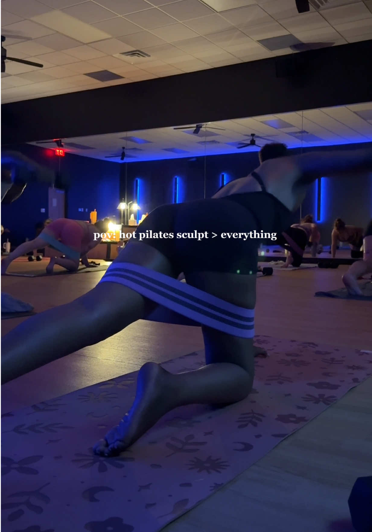 Safe to say I’ve become obsessed with my hot sculpt classes😭 #fyp #foryou #hotsculpt #pilates #CapCut 