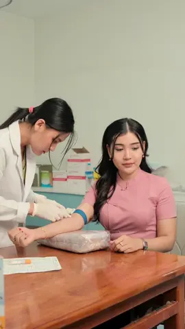 သွားတိုက်တံမှားသုံးမိလို့ဆေးစစ်နေရပြီ😫#thinwuttyihtun #creatorsearchinsights #views 