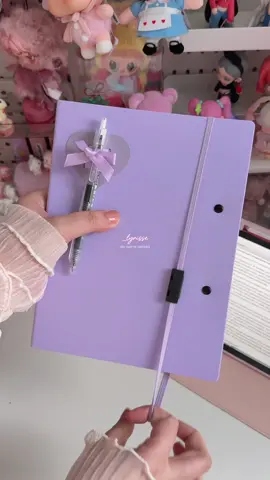 Replying to @liz🍒 the long wait is over! Finally a purple foldable clipboard for purple lovers 🥹💖 #foldableclipboard #clipboard #fileorganizer #portablefilefolder #schoolsupplies 
