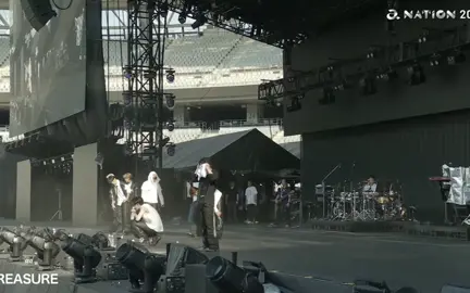Treasure-Run live performance at a-nation 2025 #treasure #yg_treasure_official #treasuremakers #teumefyp #fypシ 