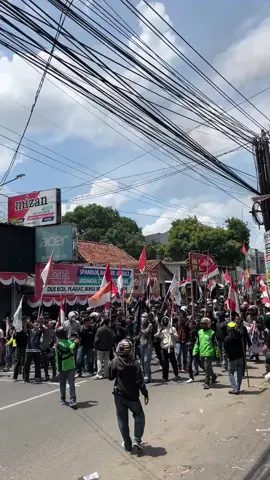 Cirebon Hari ini  #demo #demonstrasi #cepatmembaiknegeriku 